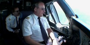 Πώς να προσγειώσετε ένα Airbus – Ολη η διαδικασία μέσα από το πιλοτήριο [βίντεο]