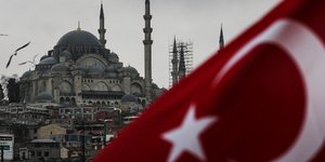 H τουρκική σημαία με φόντο την Αγία Σοφία/Φωτογραφία: AP