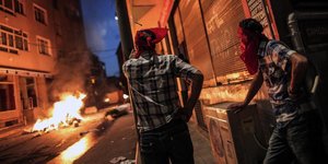 «Φωτιές» ξανά στην Τουρκία -Ενας νεκρός σε διαδηλώσεις