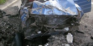 Ουκρανός πολίτης σώθηκε από θαύμα -Προσγειώθηκε ρουκέτα μπροστά στο αυτοκίνητό τ