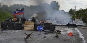 Εκρυθμη η κατάσταση στην Ουκρανία και μάχες στο Σκλαβιάνσκ -Αναβολή των εκλογών