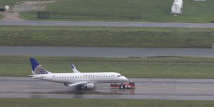 Πτήση της United Airlines έκανε αναγκαστική προσγείωση (Φωτογραφία αρχείου: AP/ David J. Phillip)