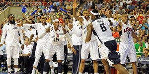 Θέαμα από τις ΗΠΑ στην «κατοστάρα» τους επί της Ισπανίας [βίντεο]