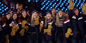 Η ομάδα των ΗΠΑ στην τελετή έναρξης των Χειμερινών Αγώνων. Φωτογραφία: AP