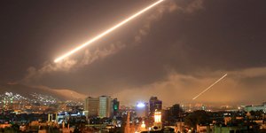 Φωτογραφία: AP- Αεροπορικός βομβαρδισμών στην Συρία