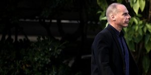 Εγγραφο-φωτιά από Βαρουφάκη - SOOC/ΜΕΝΕΛΑΟΣ ΜΥΡΙΛΛΑΣ