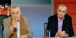 Βαρεμένος σε Γιακουμάτος: Όταν μιλάω θα κλείνεις το στόμα σου
