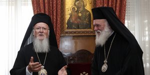 Ο Οικουμενικός Πατριάρχης Βαρθολομαίος με τον Αρχιεπίσκοπο Αθηνών Ιερώνυμο -Φωτογραφία αρχείου: Intimenews/ΜΠΑΛΤΑΣ ΚΩΣΤΑΣ