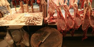 Τι πρέπει να προσέξουν οι καταναλωτές ενόψει Πάσχα