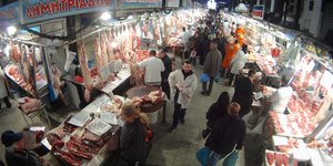 Εντείνονται οι έλεγχοι στην αγορά από την Περιφέρεια Αττικής ενόψει των εορτών