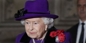 H βασίλισσα Ελισάβετ σε δημόσια εμφάνιση/ Φωτογραφία: AP Images 