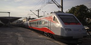 Το Ασημένιο Βέλος έκανε το παρθενικό ταξίδι του (Φωτογραφία: ΜΟΤΙΟΝΤΕΑΜ)