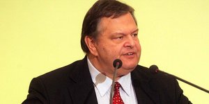 Βενιζέλος: Έλληνα κρατάς στα χέρια σου το μέλλον μίας γενιάς