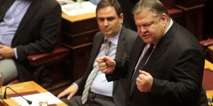 Ο Βενιζέλος διώχνει τους «επώνυμους» -Υπουργοί νέοι βουλευτές