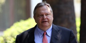 Βενιζέλος: Δεν θα επιβληθούν νέα μέτρα – Η Ελλάδα δεν αντέχει άλλα