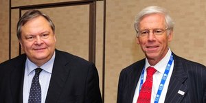 Στα χέρια διεθνών κερδοσκόπων η τύχη του ελληνικού PSI