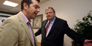 Απίστευτο: Βενιζέλος και Τσίπρας κατηγορούν ο ένας τον άλλον ότι εξυπηρετούν ιδι
