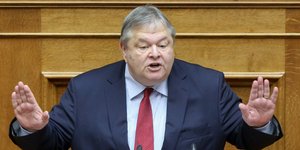 Αιχμηρή απάντηση Βενιζέλου στον Ευκλείδη Τσακαλώτο για το «αλάθητο» -Φωτογραφία: Intimenews/ΣΤΕΦΑΝΟΥ ΣΤΕΛΙΟΣ