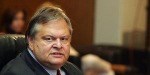 Ο Βενιζέλος συναντήθηκε με τους τραπεζίτες για το PSI