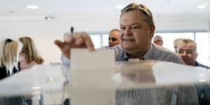 Konstantinos Tsakalidis / SOOC