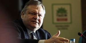 Menelaos Myrillas / SOOC