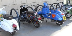 Το γύρο του κόσμου με Vespa θα κάνουν τρεις Έλληνες