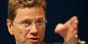 Βεστερβέλε: Είναι ανάγκη για άμεση δημοκρατική μετάβαση στην Συρία