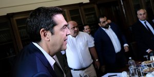 Από τη συνάντηση του πρωθυπουργού με τους εκπροσώπους των παραγωγικών φορέων στη Θεσσαλονίκη/Φωτογραφία: SOOC