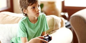 Die Welt: «Τα παιδιά στη Γερμανία τα έχουν όλα αλλά είναι πιο λυπημένα από τα Ελ