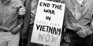 Γιάννης Βαρουφάκης: Έλληνες ικέτες ή διαπραγματευτές: