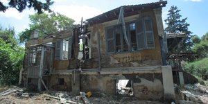 Η κρίση έδωσε τη «χαριστική βολή» στα νεοκλασικά της Αθήνας (Φωτογραφία αρχείου: EUROKINISSI/ΚΩΣΤΑΣ ΚΑΤΩΜΕΡΗΣ)