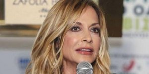 Πότε θα μεταδοθεί το νέο τραγούδι της Άννα Βίσση «Ώρα να φεύγω»;