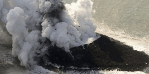 Οκτώ τραυματίες από έκρηξη ηφαιστείου στην Ιαπωνία