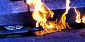 Βομβάρδισαν με μολότωφ το αστυνομικό τμήμα Ακροπόλεως