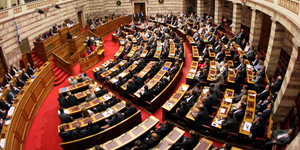 «Προσωρινά διαζύγια» η νέα μόδα στη Βουλή: Η κοινή μοίρα Νταβρή – Τατσόπουλου κα