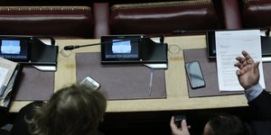 Ποιοι από τους εμπλεκομένους θα μιλήσουν στη Βουλή για τη σύσταση προανακριτικής για τη Novartis /Φωτογραφία: Intime News