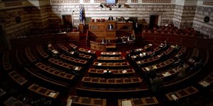 Αρθρο-φωτιά για την πολιτική αστάθεια στην Ελλάδα από τους New York Times (Menelaos Myrillas / SOOC)