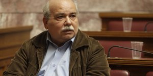 Εσπευσμένα στον Ευαγγελισμό ο γραμματέας του ΣΥΡΙΖΑ Νίκος Βούτσης -Θα υποβληθεί