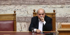 «Βόμβα» Βούτση στη Βουλή / Intimenews: ΤΖΑΜΑΡΟΣ ΠΑΝΑΓΙΩΤΗΣ