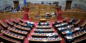 Η Βουλή (Φωτογραφία: EUROKINISSI/ΓΙΩΡΓΟΣ ΚΟΝΤΑΡΙΝΗΣ)