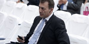 Ολα σε ένα: Ενοποίηση και συστέγαση όλων των ασφαλιστικών ταμείων προωθεί ο Βρού
