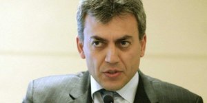 Βρούτσης: Ναι στο διάλογο αλλά με ανοιχτό το εργοστάσιο