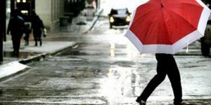 Τοπικές βροχές και πτώση θερμοκρασίας συνθέτουν τον καιρό της Κυριακής 