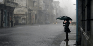 Συνεχίζονται οι καταιγίδες - Βαθμιαία βελτίωση του καιρού από το απόγευμα