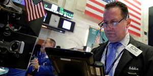 Ανοδος για τη Γουόλ Στριτ