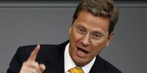 Βεστερβέλε: «Για πρώτη φορά βλέπω μία αχτίδα φωτός»