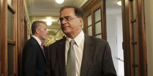 Τετ α τετ Χαρβούβελη με την τρόικα - Προϋπολογισμός και ληξιπρόθεσμες οφειλές στ