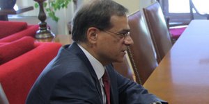 «Μπλόφα» Χαρδούβελη: Με πετρέλαιο θέρμανσης και ρυθμίσεις οφειλών αρχίζει η διαπ