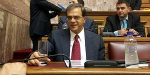 «Πέρασε» από την Επιτροπή Οικονομικών της Βουλής το πολυνομοσχέδιο Χαρδούβελη