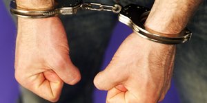 O οικιακός βοηθός με το μακρύ χέρι -Είχε αρπάξει 125.000 ευρώ από το σπίτι που ε